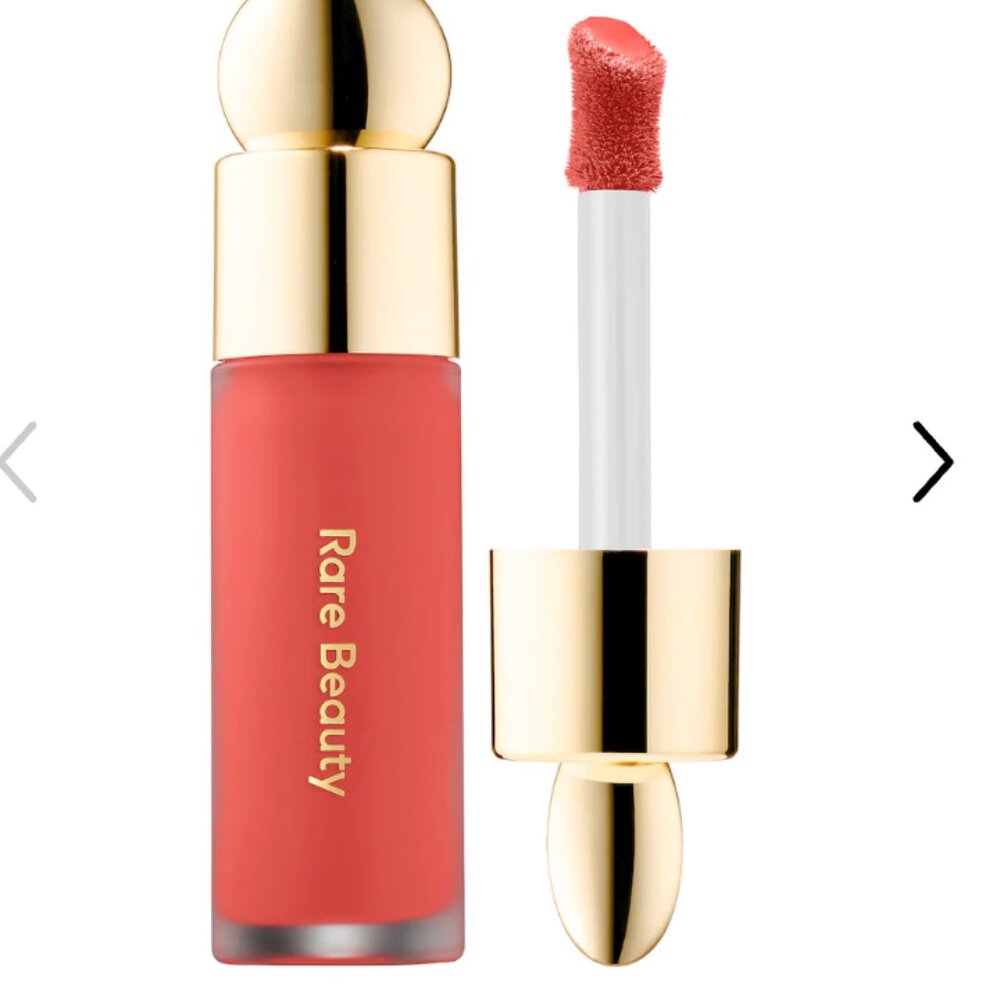 Rare Beauty Soft Pinch Liquid Blush in peach